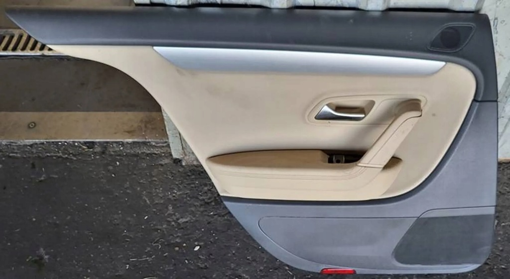 фото №1, Vw passat cc обшивка дверь левый задняя