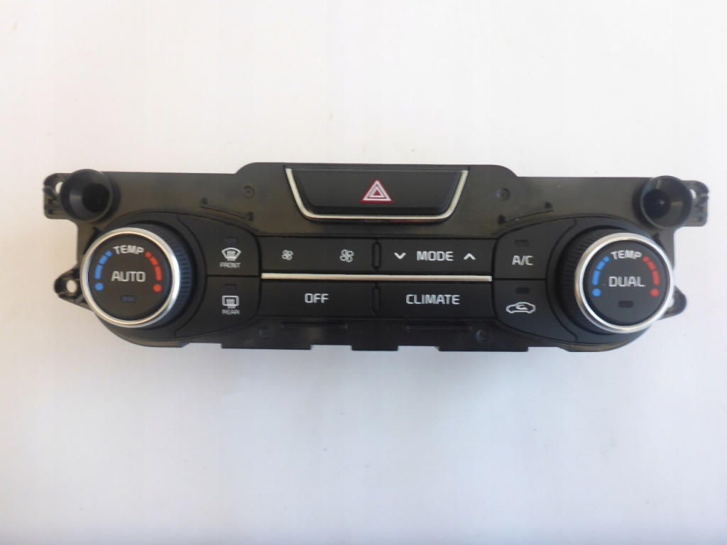 фото №1, Панель кондиционера kia optima 10- lift