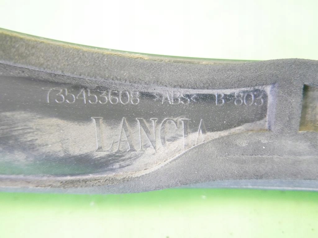 фото №7, Накладка молдинг крышки багажника lancia musa i fl 07-