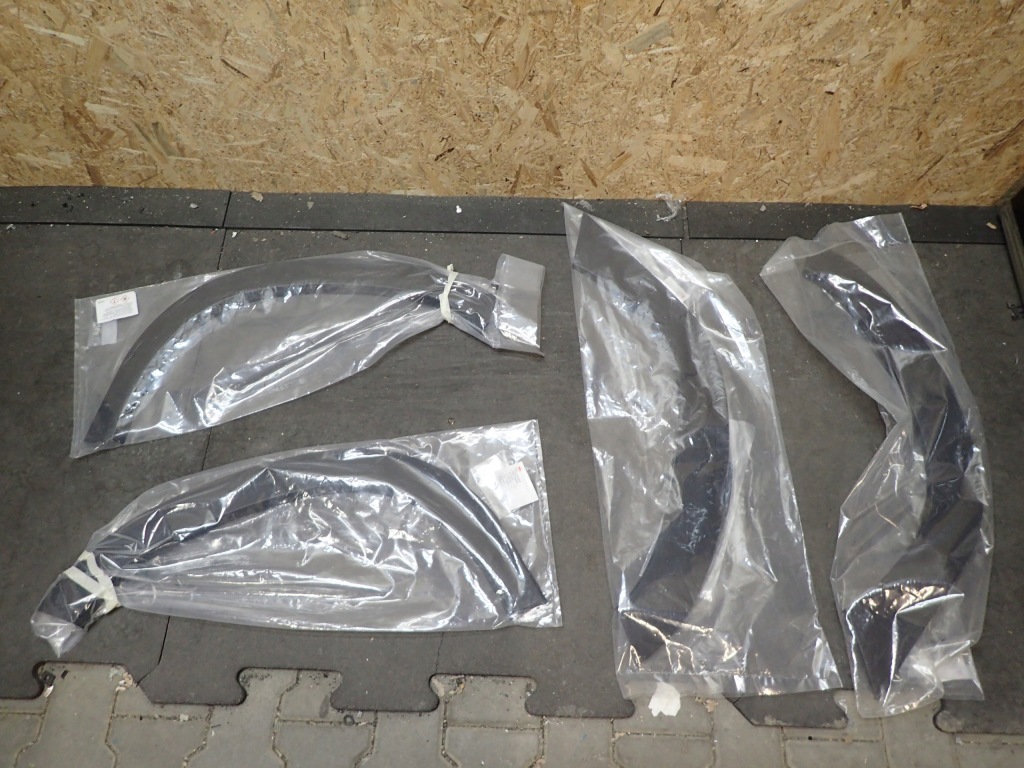 фото №1, Бампер молдинг накладка dacia duster lift 18-