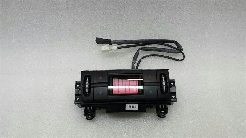 Mercedes e class w211 задній авто climate керування a2118300285 панель a/c в Україні