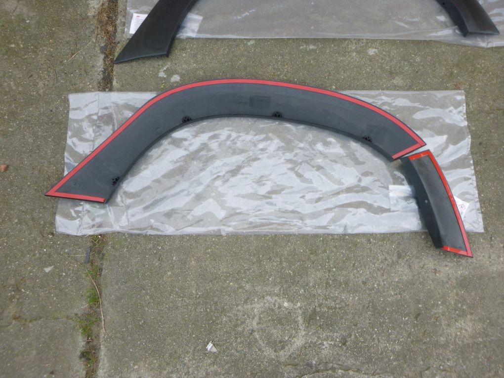 фото №12, Dacia duster ii 2 17- молдинг na крила перед задня