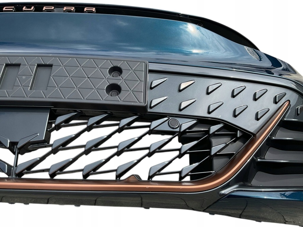 Купить Бампер, решётка радиатора, решётка радиатора, решётка, абсорбер cupra born дорестайлинг  424.