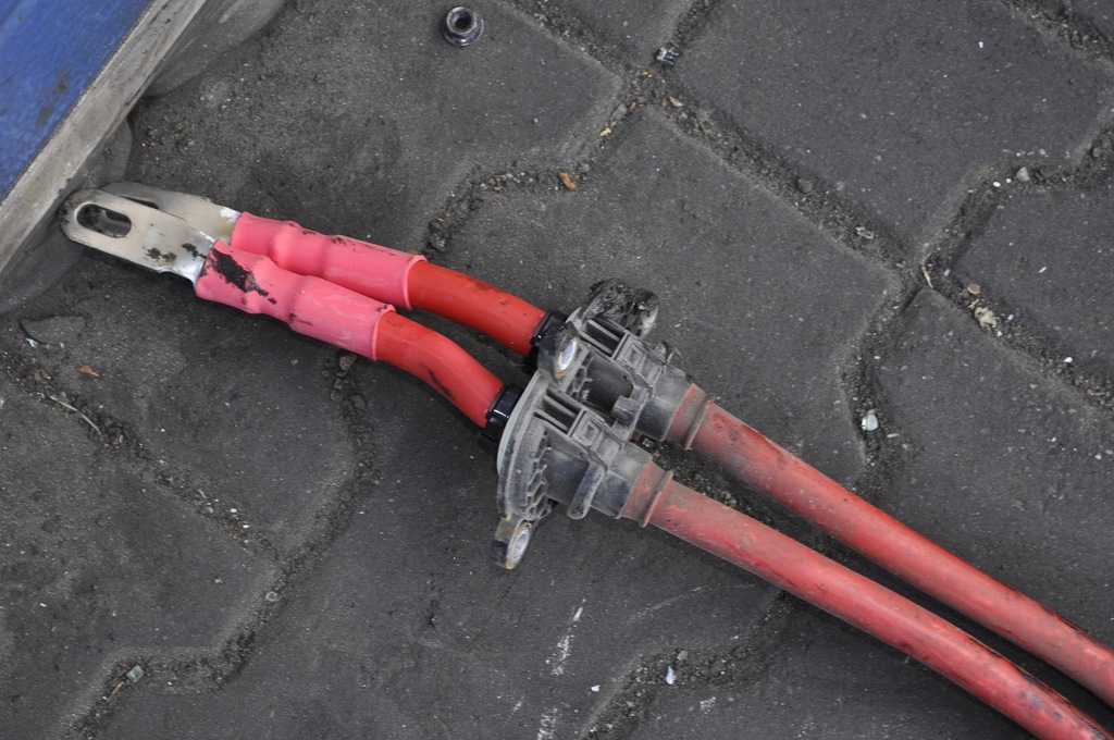 фото №6, Bmw g12 3.0d шланг акумулятор kompletny