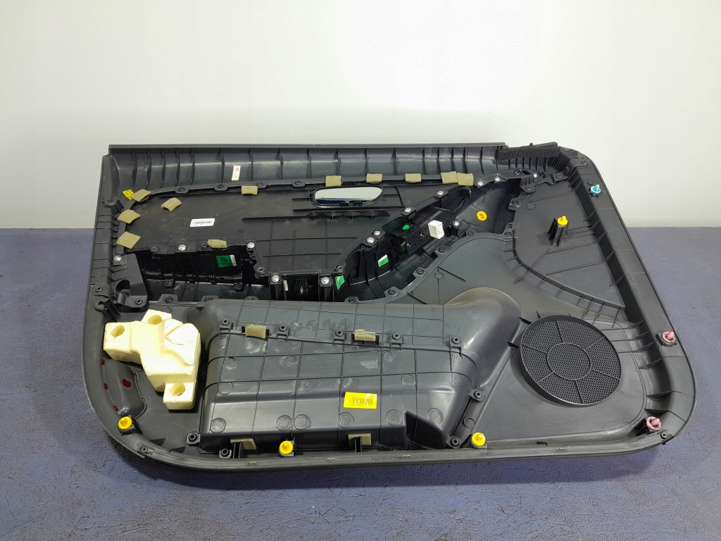 фото №6, Hyundai elantra iv 06-10 оббивка обшивка двері перед правий eu