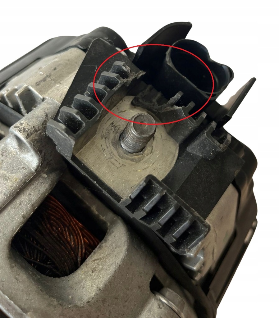 Генератор audi 06l903018h Киев