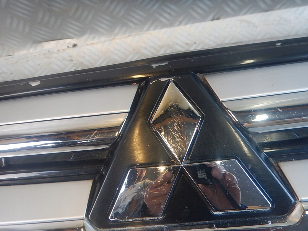 фото №5, Mitsubishi outlander iii lift 16- решётка радиатора решётка радиатора