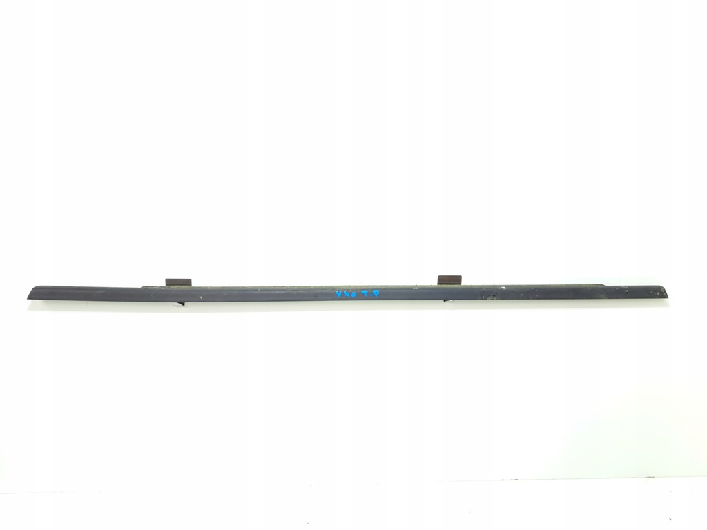 фото №1, Volvo v40 ii молдинг уплотнитель дверь задняя правая