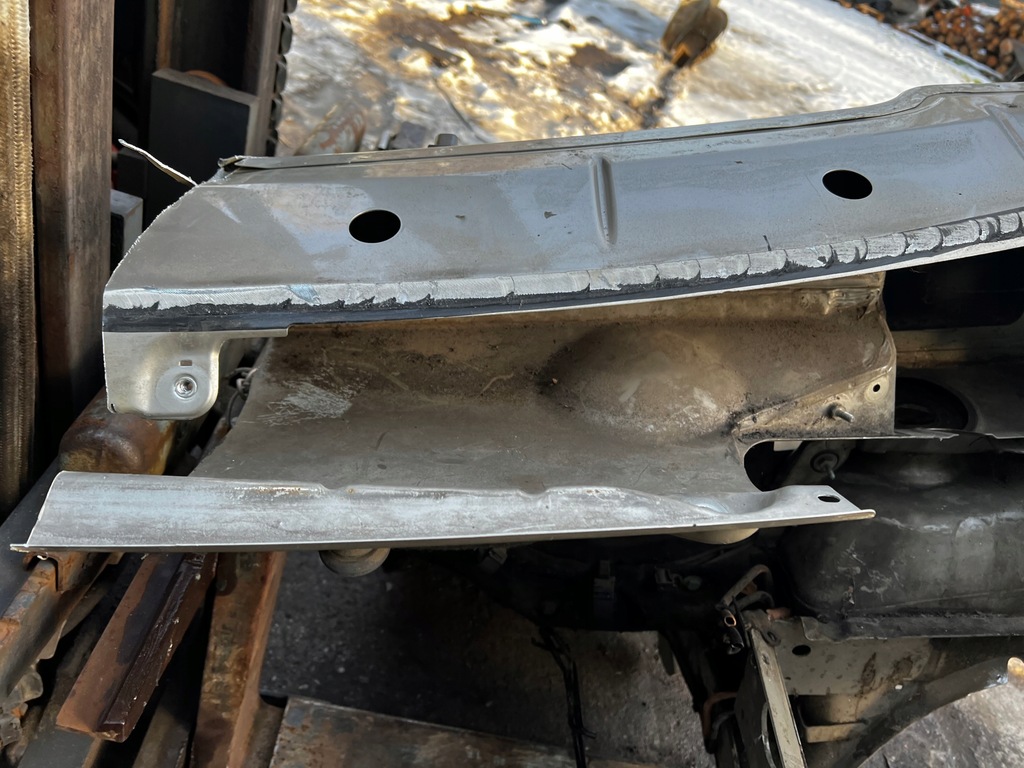 фото №7, Четверть лонжерон подкрылок левый перед передняя vw transporter t5 ld1w