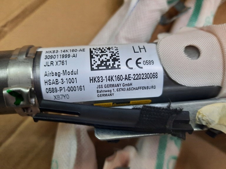 фото №5, Jaguar f-pace 2016- шторка безопасности подушка безопасности правая левая orginal hk83-14k159-ae 60