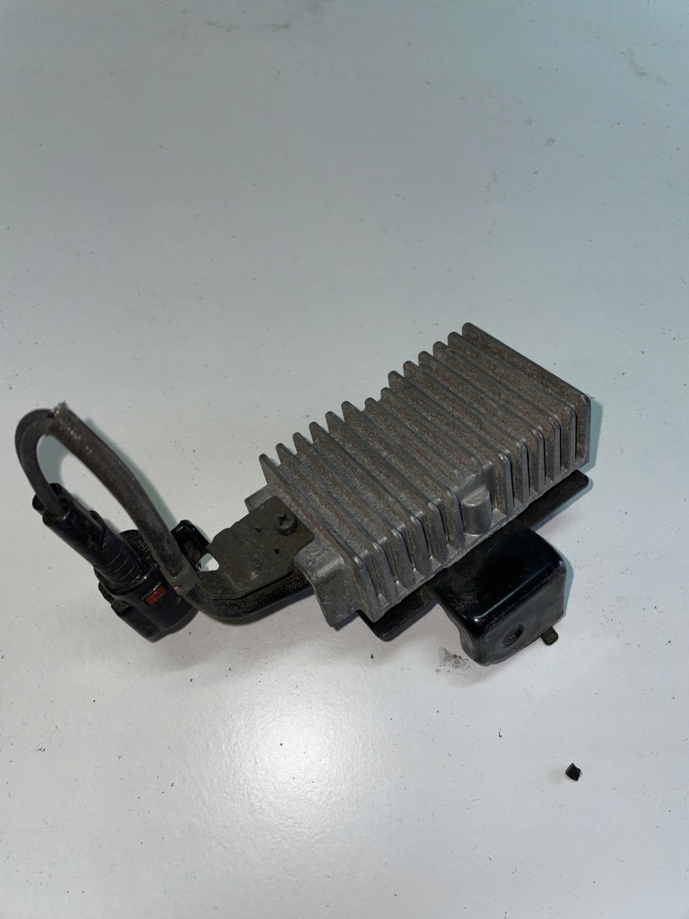 фото №1, 23080-50140 резистор насоса пального lexus ls 430