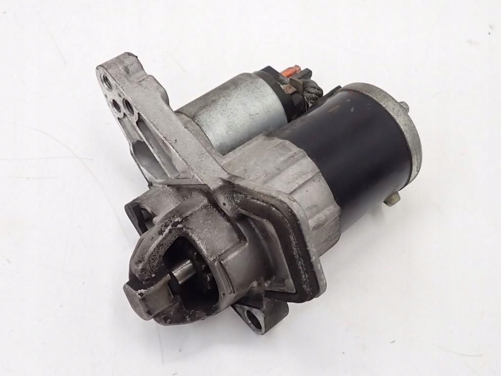 фото №1, Стартер стартер оригинал 233000557r renault captur i clio iv 0.9 tce 19r