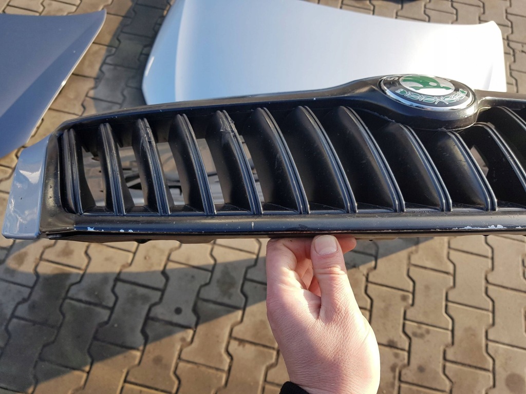 фото №8, Skoda octavia 2 ii lift 08-12r капот решётка радиатора lf8k