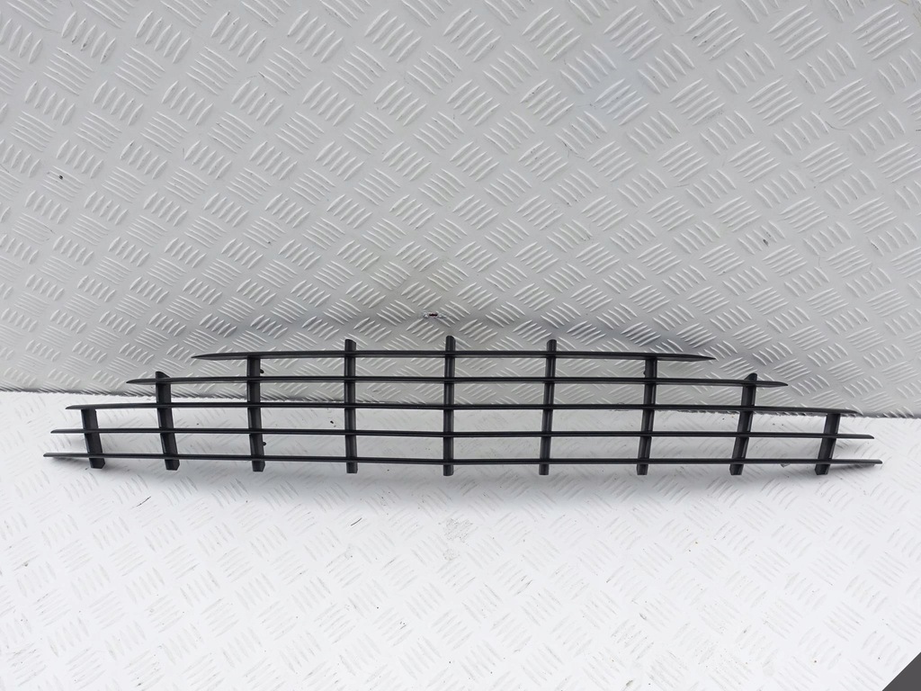 фото №1, Aston martin vanquish s 12-18 решітка радіатора решітка перед