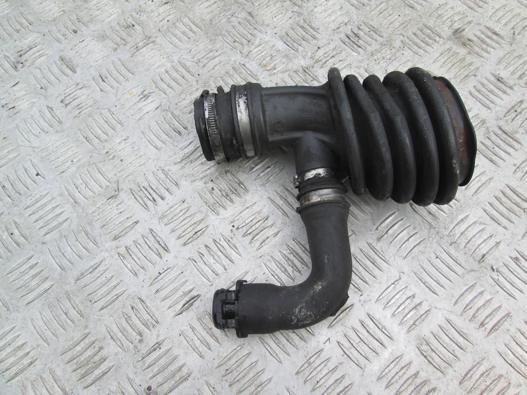 фото №4, Шланг труба інтеркулер турбіни mazda 3 ii 1.6 d