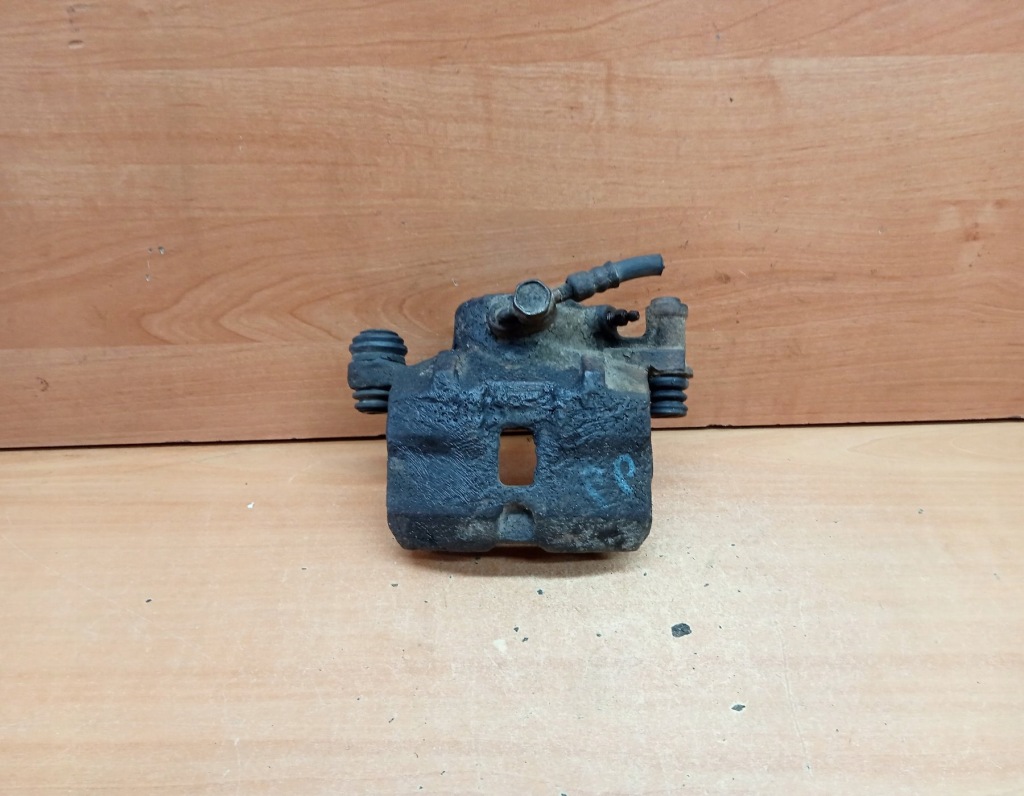 фото №1, Супорт гальмівний правий перед isuzu trooper i 2.8