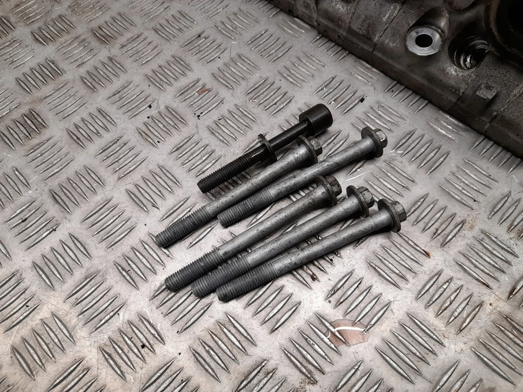 фото №16, Chevrolet camaro ss 6.2 v8 lt1 12620549 левая сторона головки oem