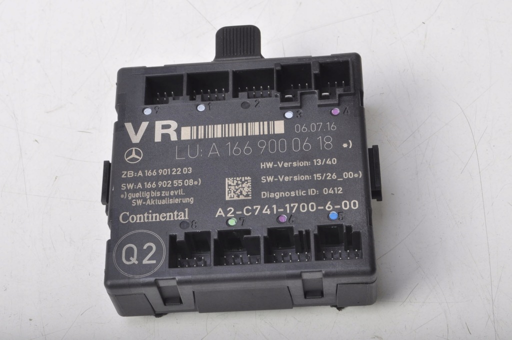 фото №1, Mercedes w117 модуль дверь правый перед 1669000618