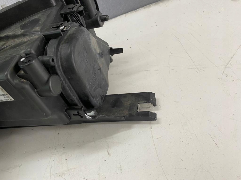 фото №8, Лампа права перед передня audi q3 8u