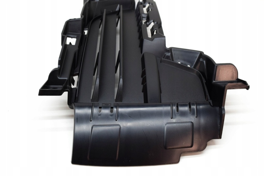 Bmw x5 f15 бампер передний чёрный закрытая решётка левая 7307993 51117307993 Недорого