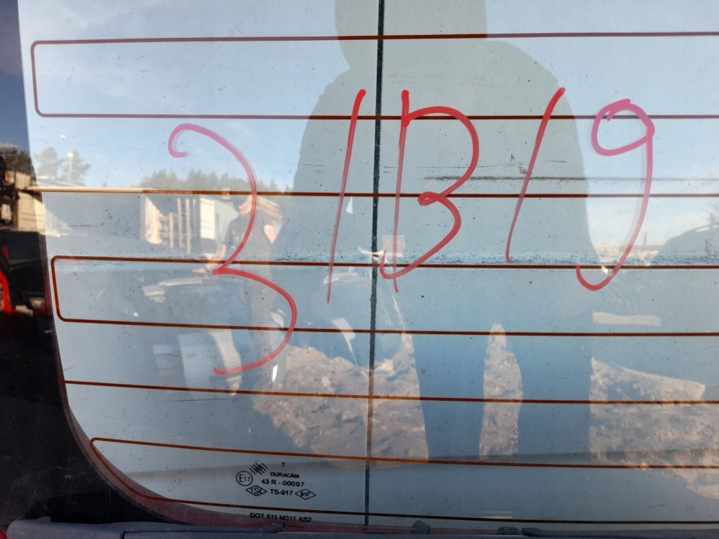 Дверь задняя стекло задняя левое dacia logan 1 mcv teb 76 Цена