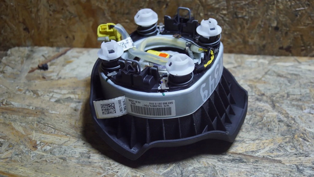 фото №13, Подушка подушка безопасности водителя vw golf vi 5k0880201d