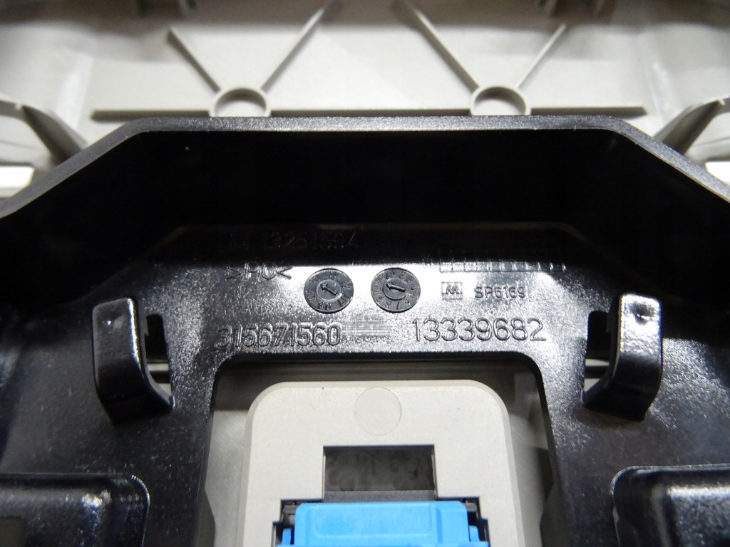 фото №3, Opel insignia a лампа освітлення кабіни