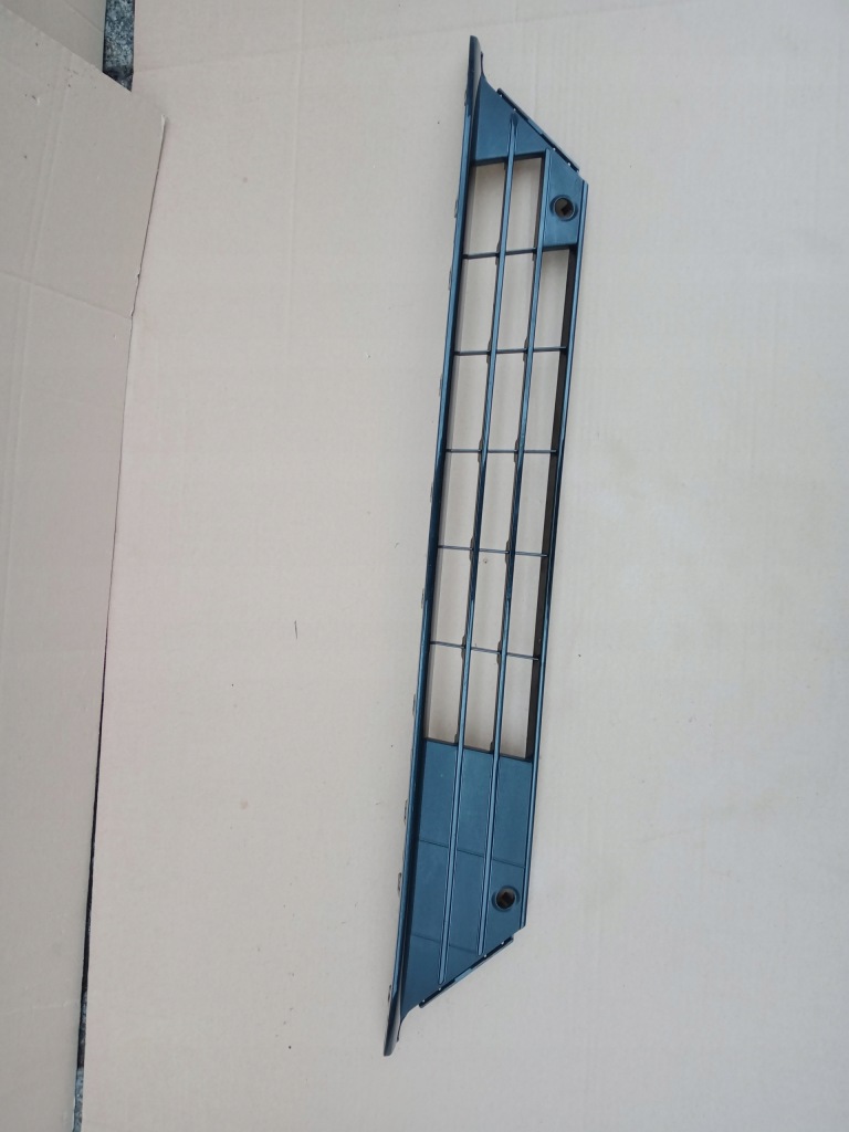 фото №1, Ford galaxy mk3 lift решётка средняя бампера 19r-