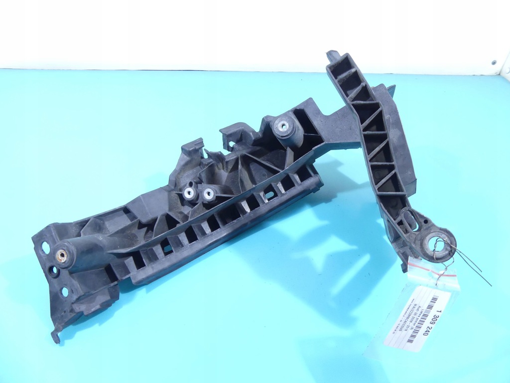 фото №10, Молдинг фара направляющая правый audi q5 8r 08-16