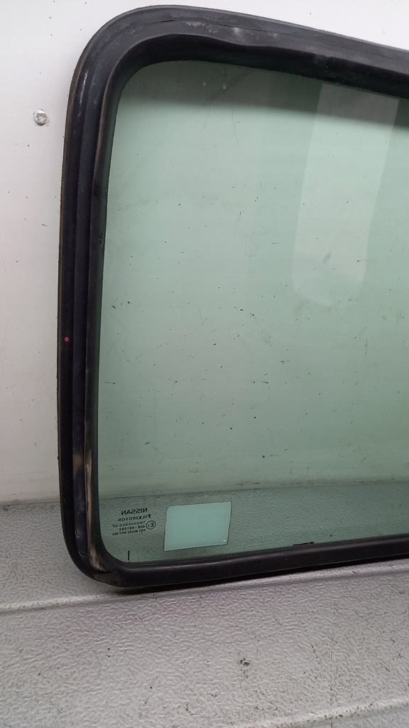 фото №4, Скло кузовна права nissan micra k11 98r 3d