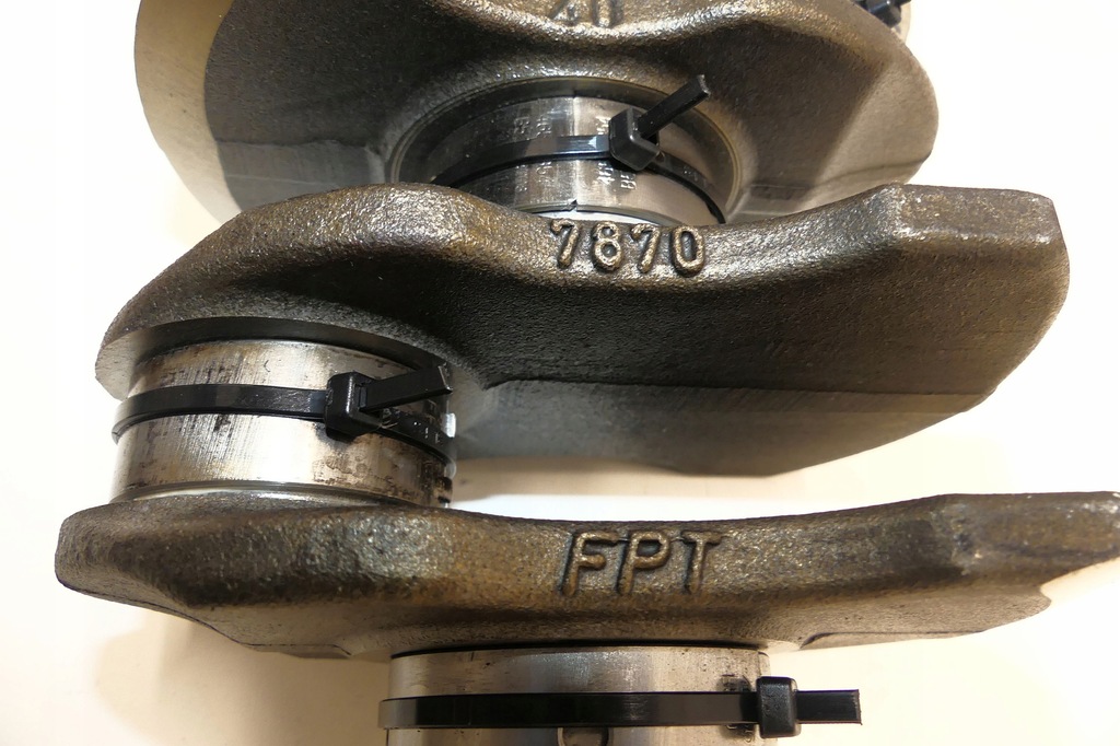 фото №7, Fiat 124 spider abarth 1.4 t multiair 170 wał колінчастий номінальний