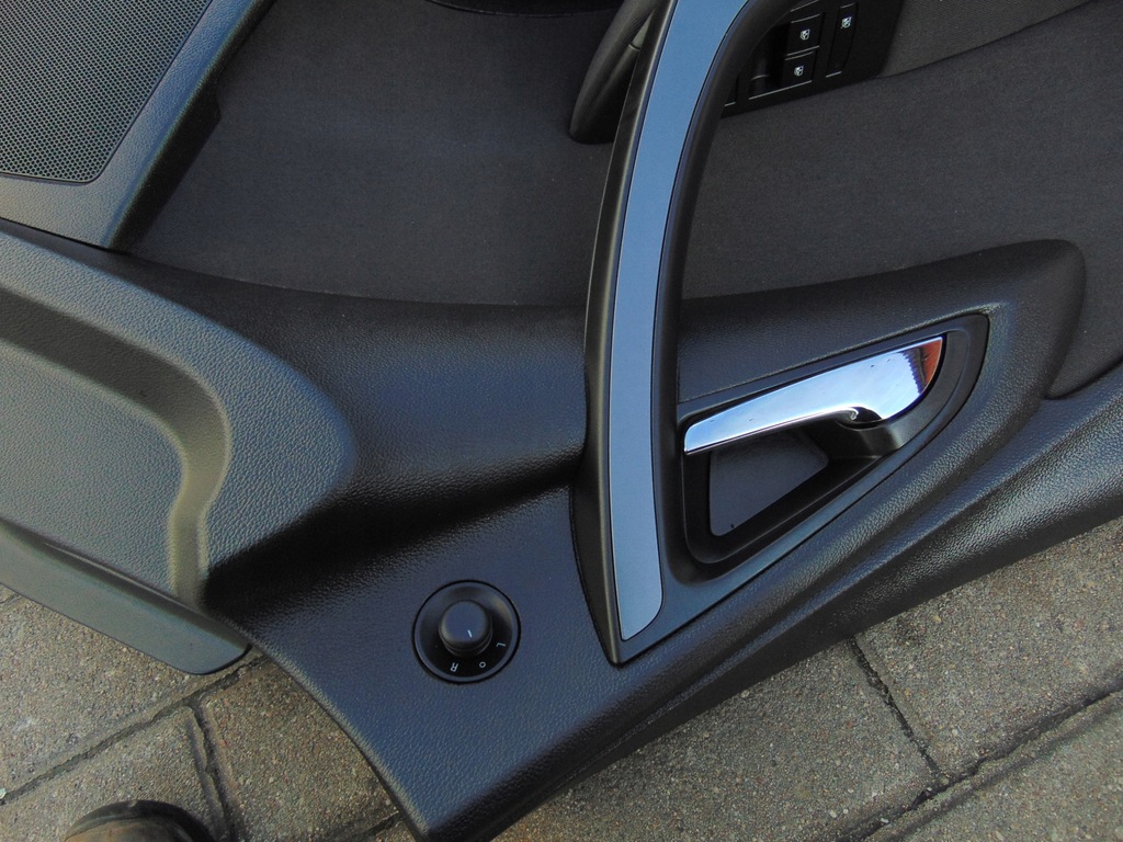 фото №7, Обшивка лівий перед передній opel astra iv j lift kombi europa