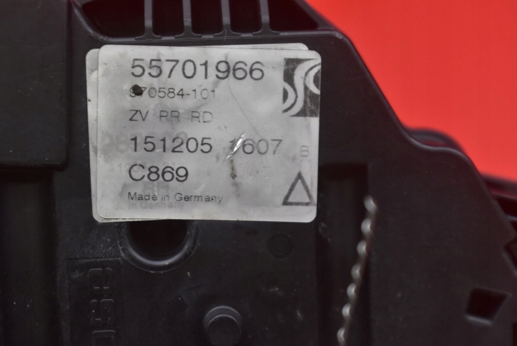 фото №6, Замок двері правий задня задній 55701966 fiat grande punto 5d 05-10