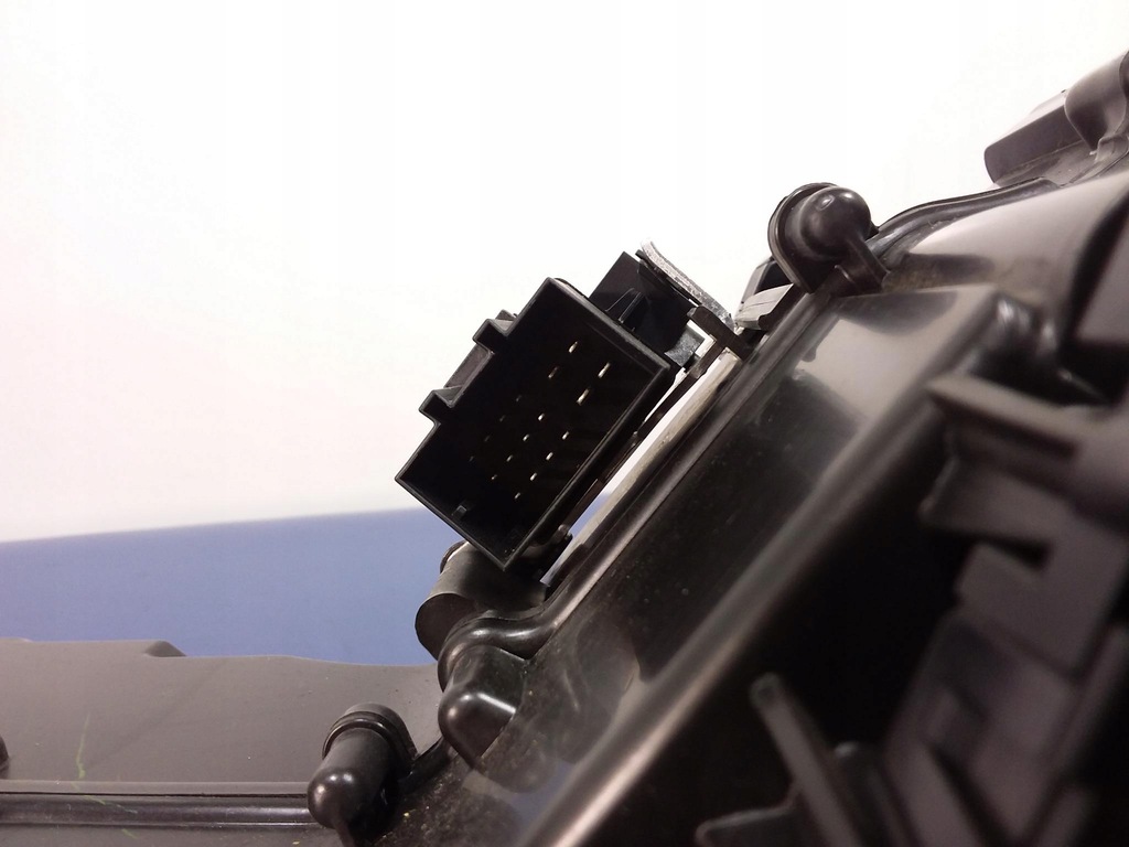 фото №6, Audi a8 d4 отопитель задняя воздуходувка 4h0819351c