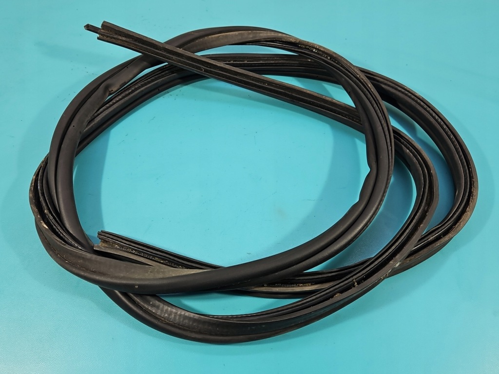 Купить Прокладка крышки dodge journey 05076822