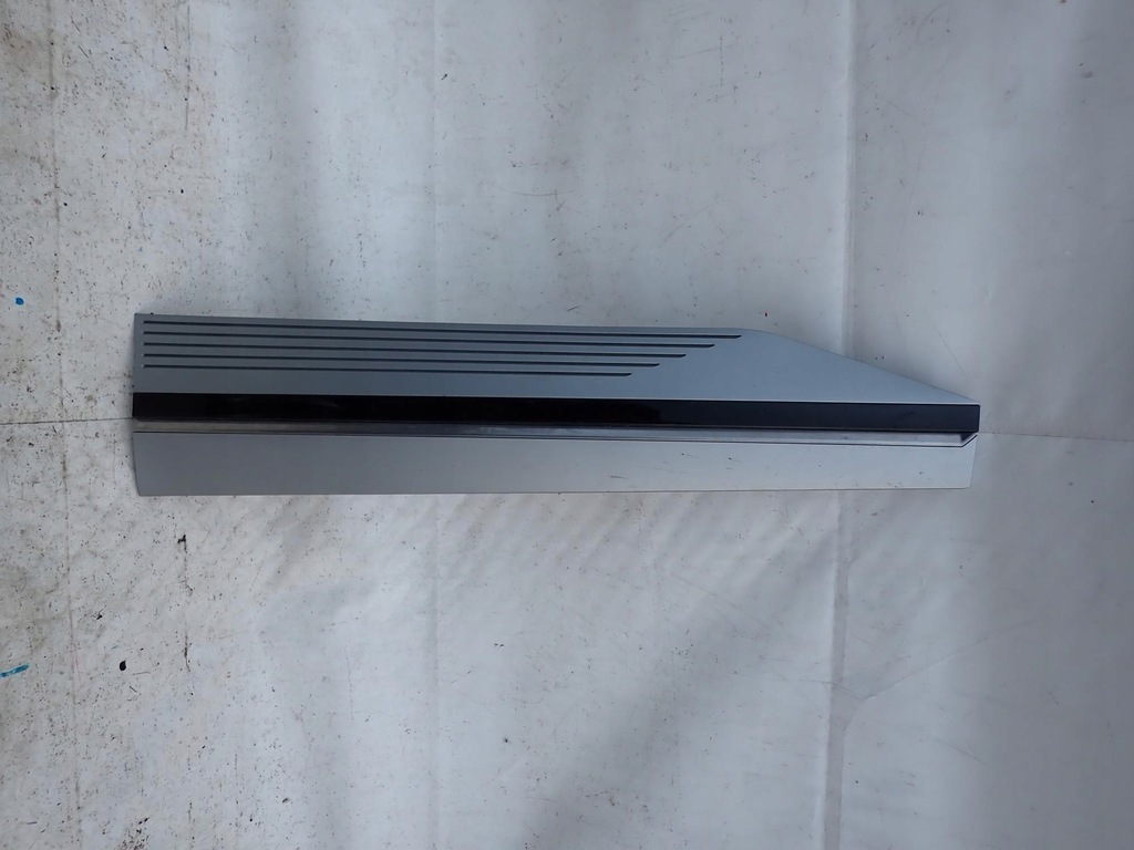 фото №1, Hyundai ioniq 5 21- накладка молдинг дверь правый перед