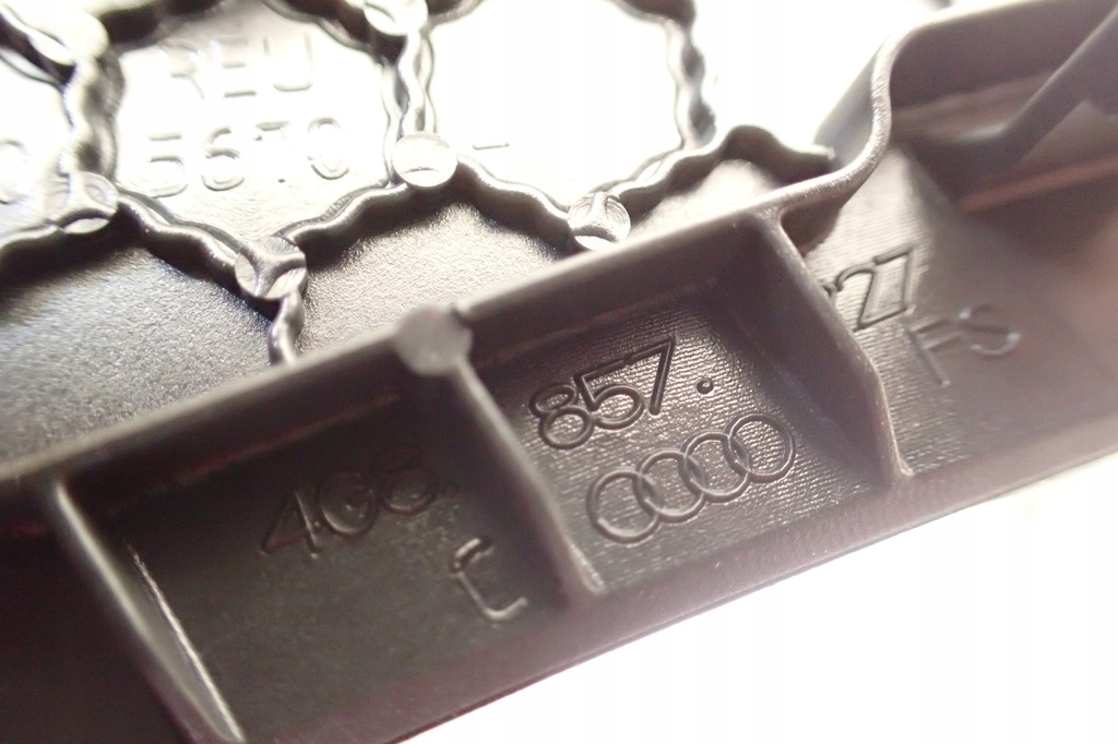 фото №5, Audi a7 4g накладка динамика 4g8857227 4g8857228