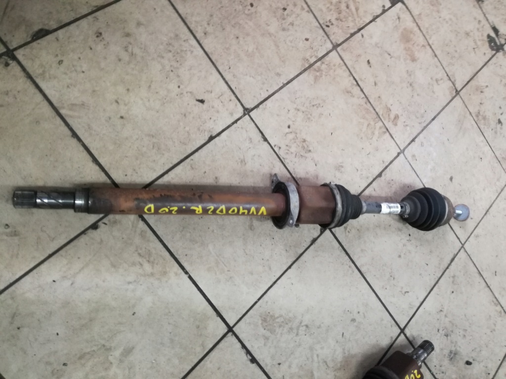 фото №1, Volvo v40 ii приводной вал правая длинная 2.0d d2 d3 d4 механическая коробка передач