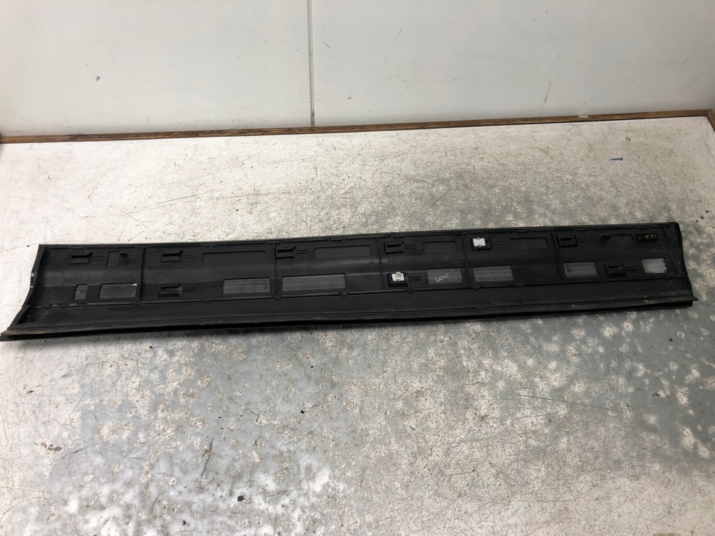 фото №6, Молдинг левый перед porsche cayenne 7p5837787q