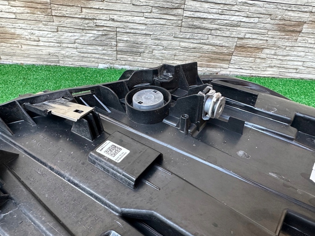 фото №9, Лампа bmw 2 f44 led 9478449 комплектная