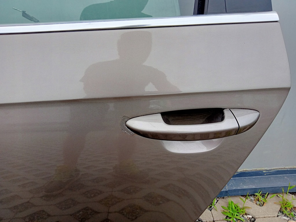 фото №8, Двері лівий задня vw passat b7 kombi la8x