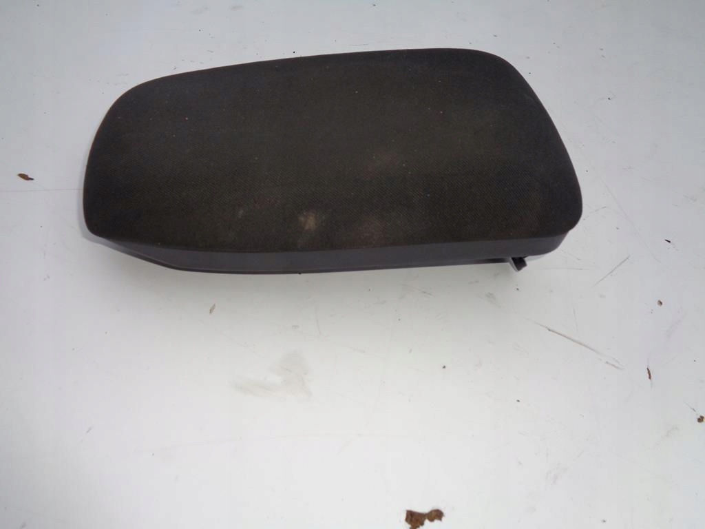 фото №1, Крышка подлокотник toyota auris ii