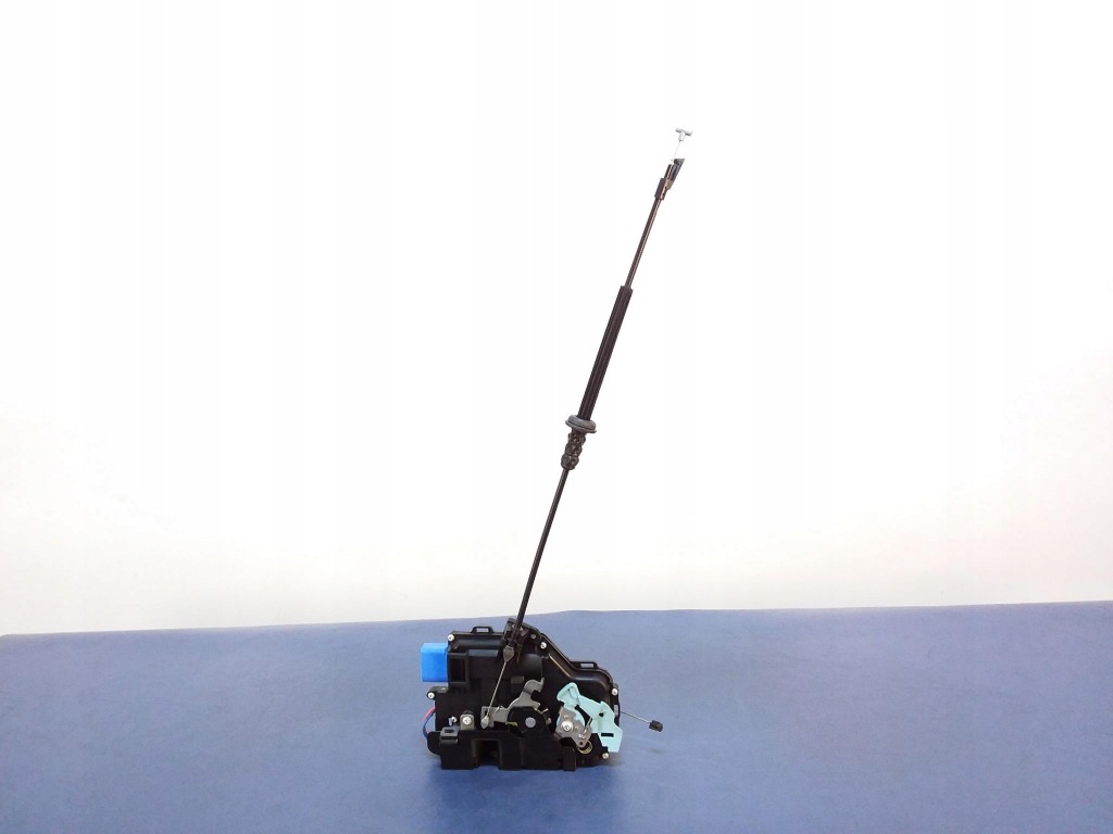 фото №1, Octavia ii замок перед правый 3d1837016ac 9 pin