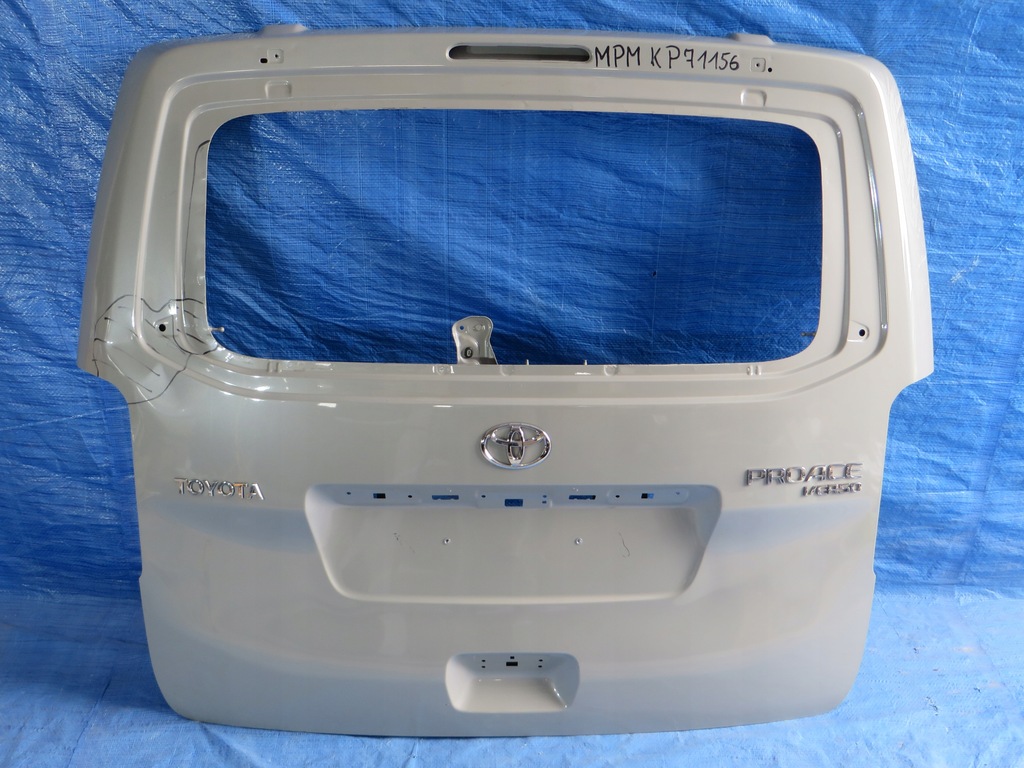 фото №1, Toyota proace verso jumpy expert кришка багажника задня