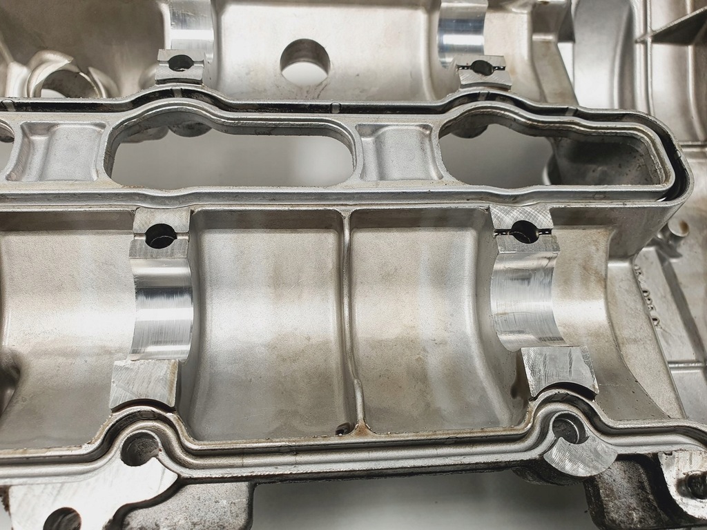 фото №8, Крышка клапанов mercedes w245 2.0 cdi a6400160605