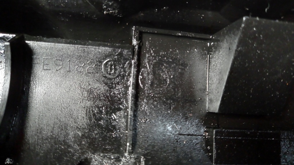 фото №4, Крышка клапанов renault megane 1.5d 04r