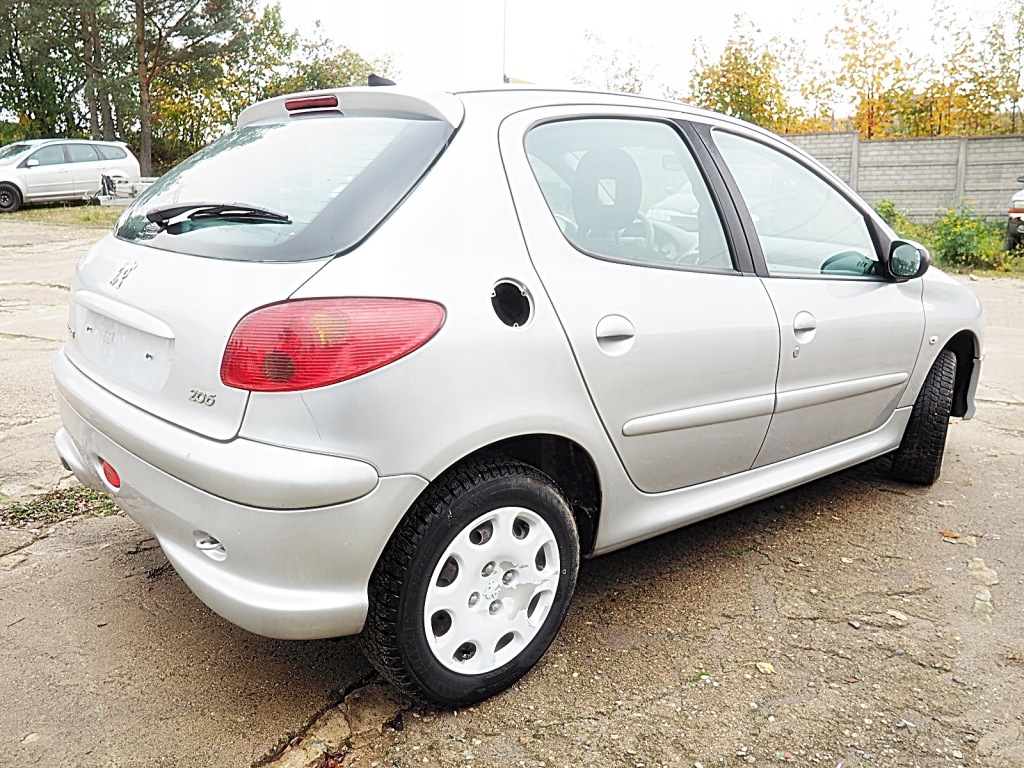 фото №4, Peugeot 206 lift обивка обшивка дверь правый задняя