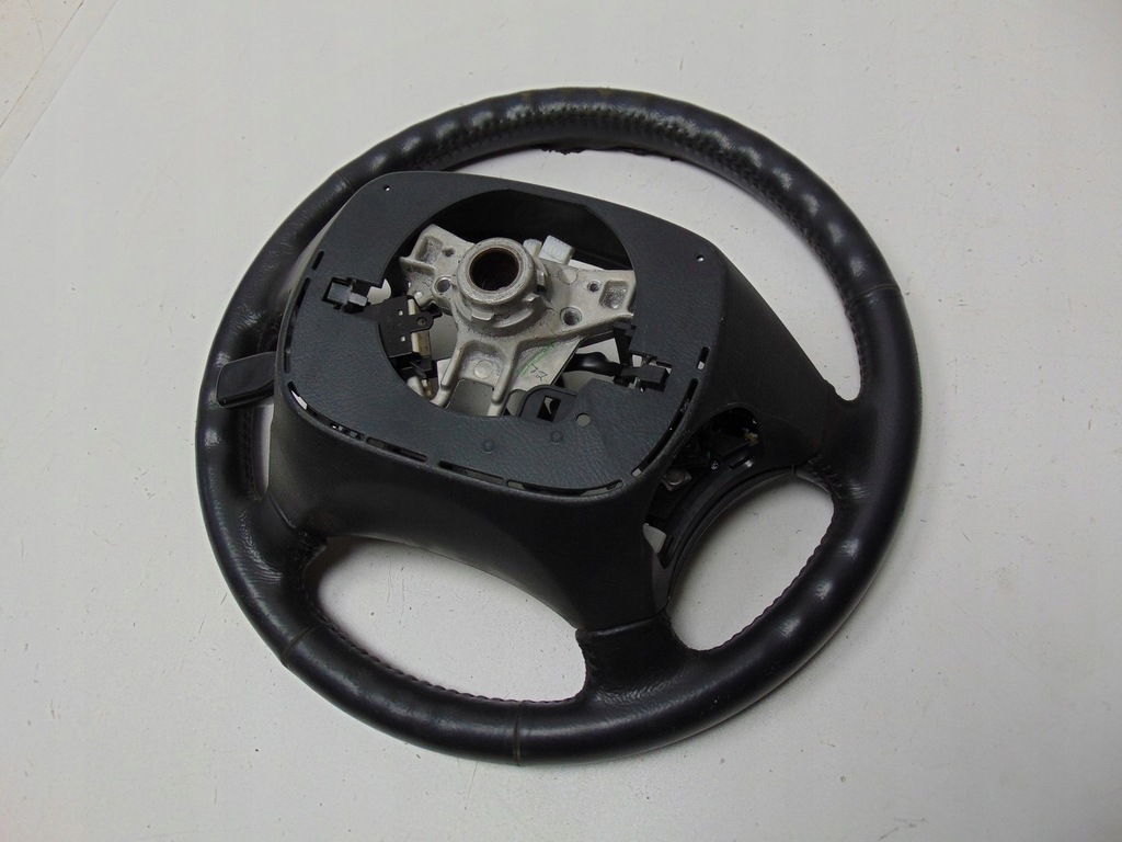 фото №13, Воздуховод кожаный круиз-контроль toyota hilux vii 2005-2012