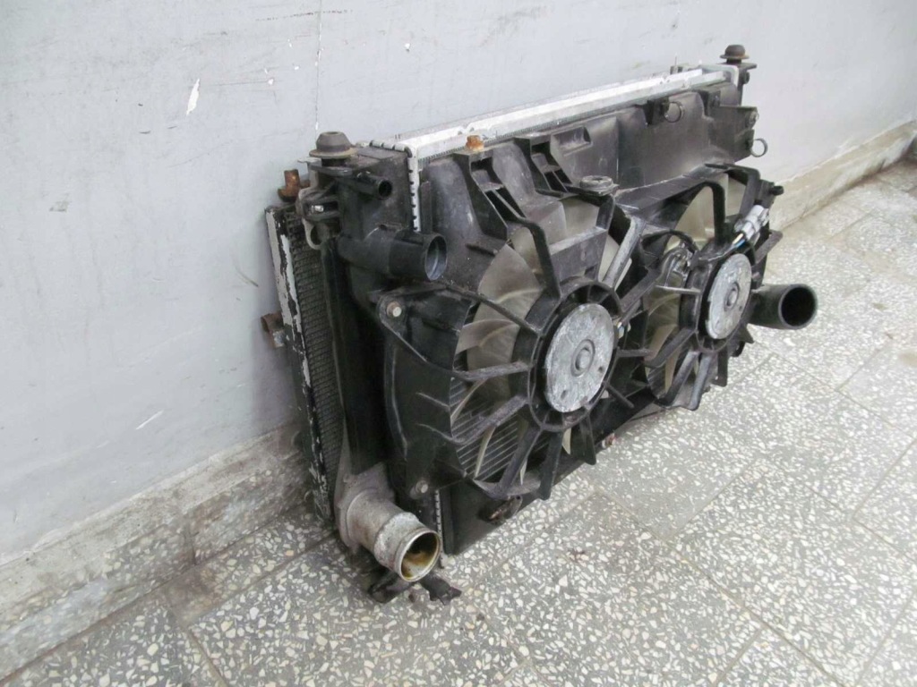 Lexus is220 радіатор вентилятор комплект  05-10 Зі Шроту