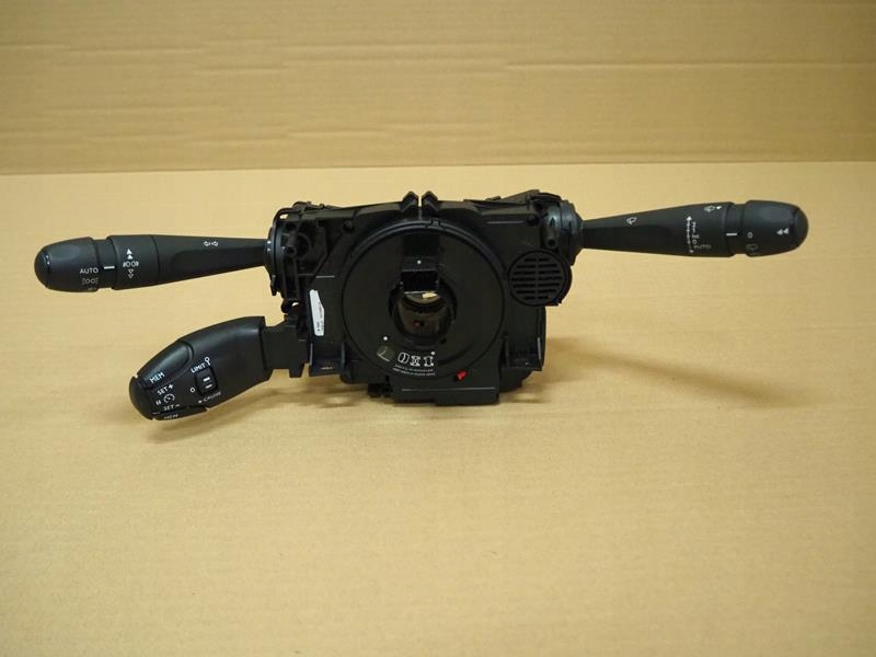 фото №1, Перемикач zespolny стрічка подушка безпеки c3 aircross